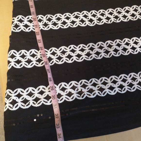 White House Black Market Black Dress With White Sequin Detailing. - Picture 12 of 13